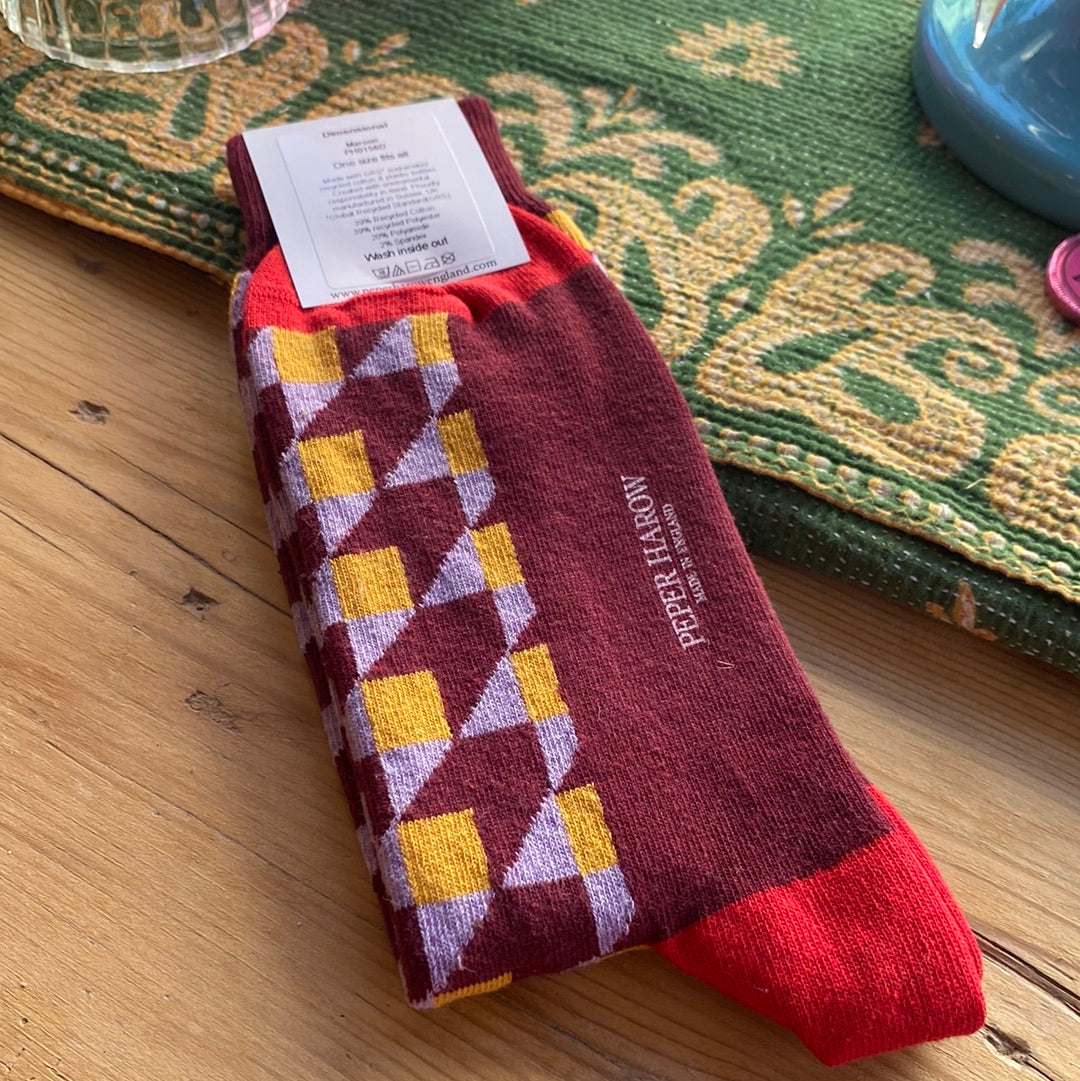 Men’s Recycled Cotton Socks Maroon Dimensional