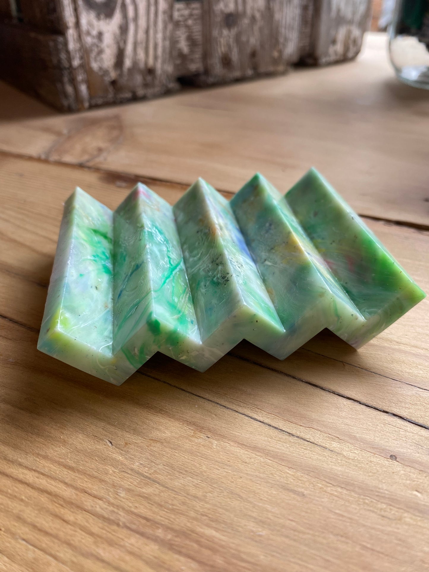 Recycled Plastic Zig Zag Soap Dish - Green