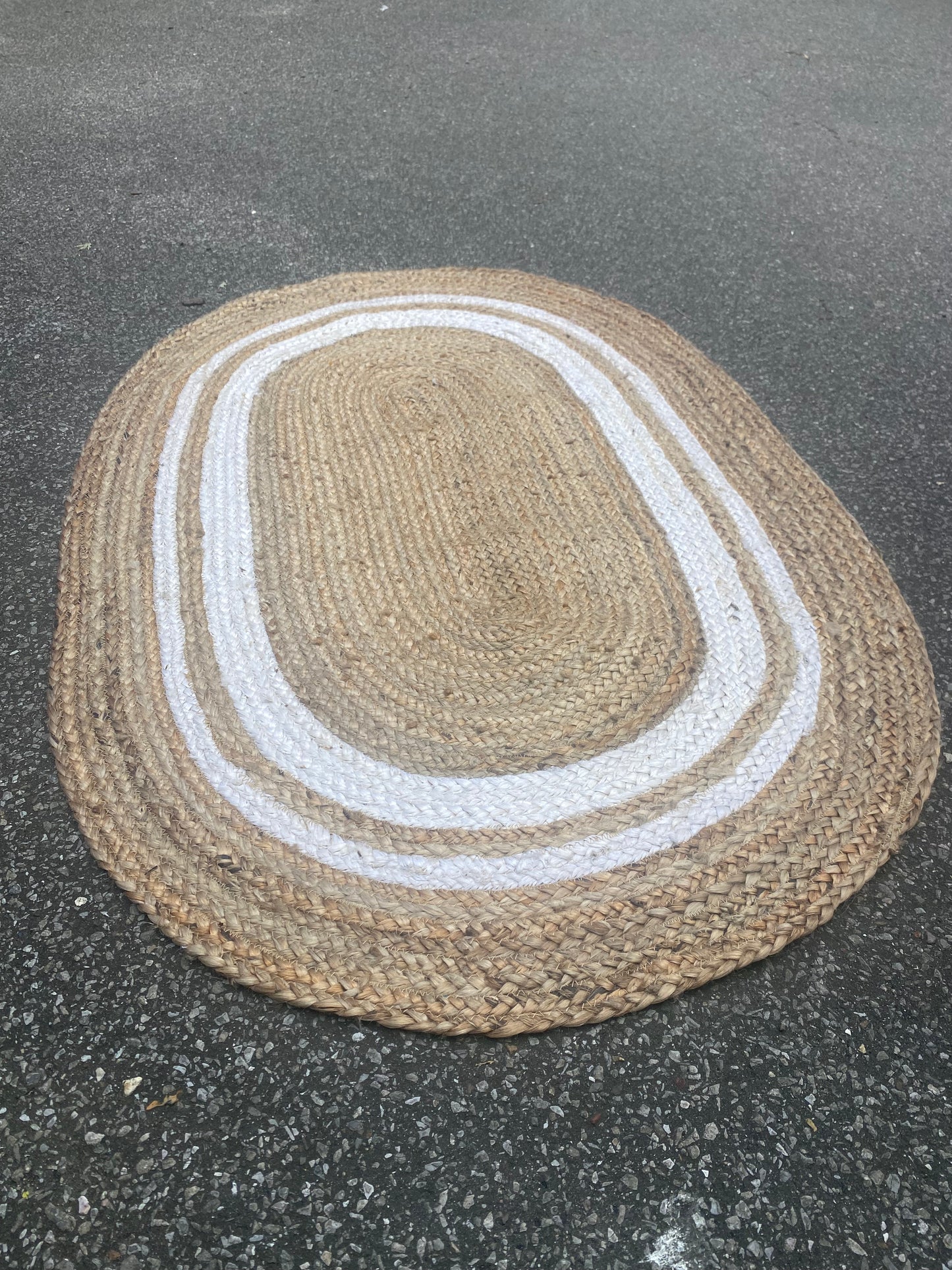 Sustainable Jute Rug