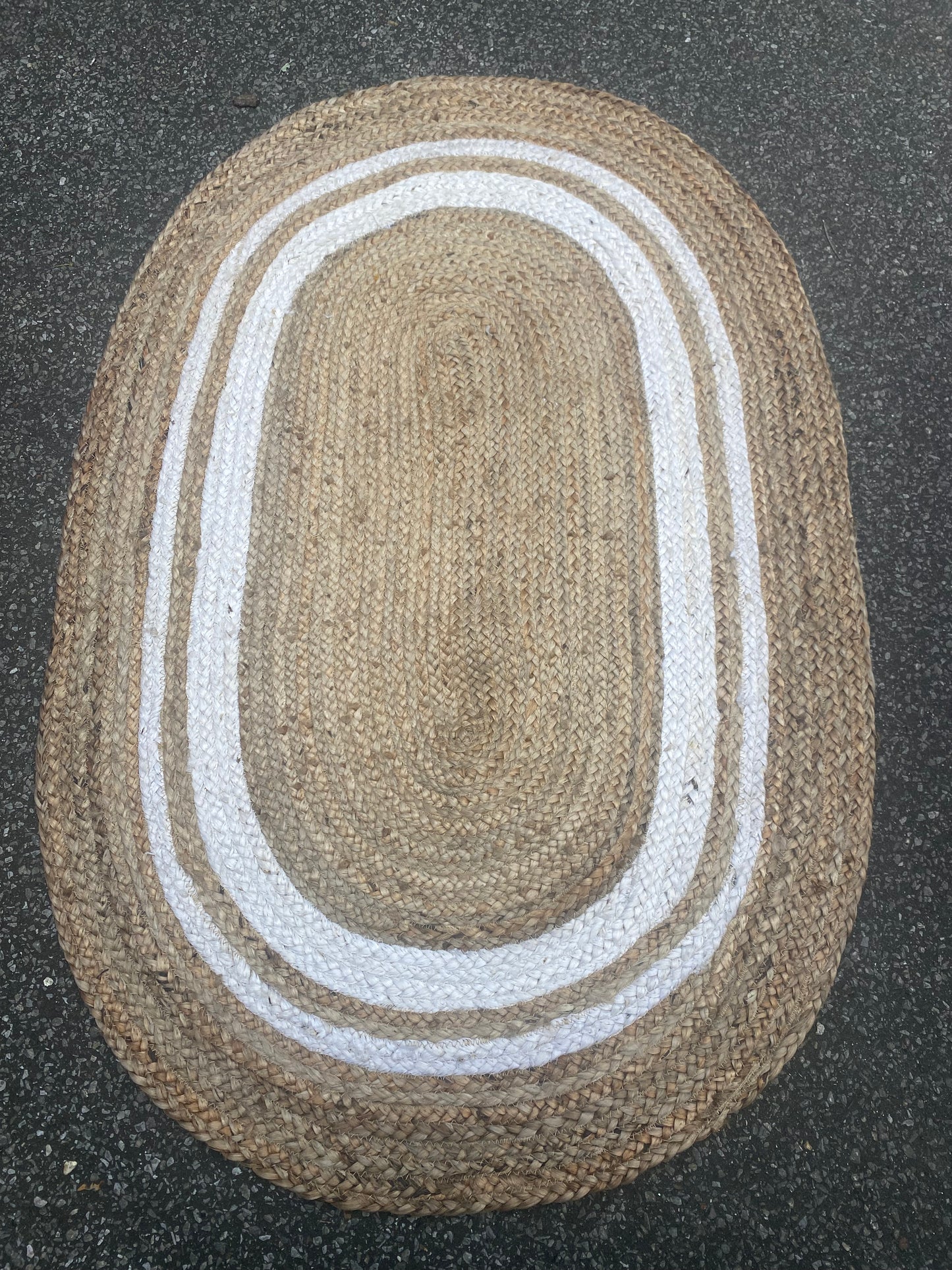 Sustainable Jute Rug